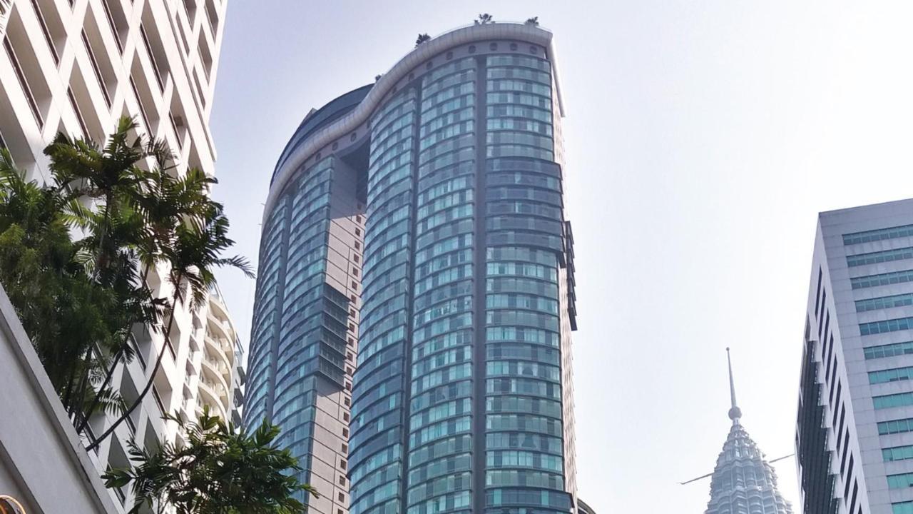 Sky Suites With Klcc Twin Tower View By Irent365 Kuala Lumpur Esterno foto